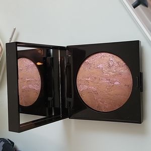 Laura Mercier Ritual bronzer/blush